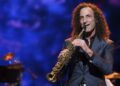 Kenny G xúc động với tình cảm fan Việt