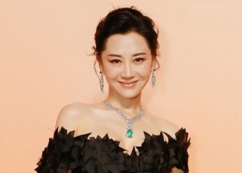 Minh tinh ‘Tiếu ngạo giang hồ’ bị buộc thi hành án