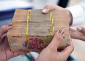 Lãi vay vẫn bào mòn lợi nhuận các doanh nghiệp