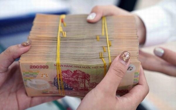 Lãi vay vẫn bào mòn lợi nhuận các doanh nghiệp