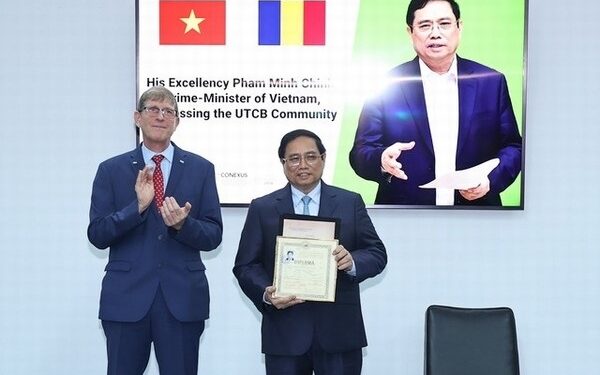 Thủ tướng: Tất cả mọi thứ có thể qua đi nhưng tình bạn luôn luôn ở lại!