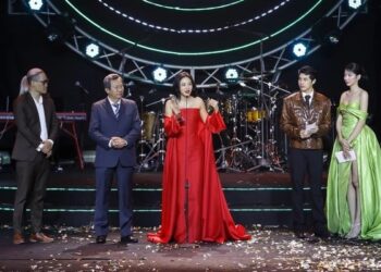 Làn sóng xanh 2023: Văn Mai Hương đại thắng, Phương Mỹ Chi toả sáng