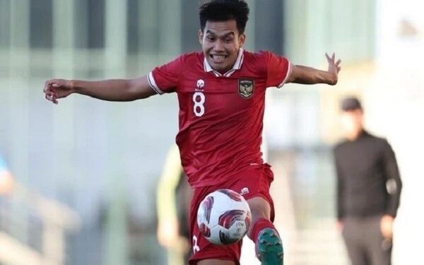 Đội tuyển Việt Nam và Indonesia còn bao nhiêu cầu thủ sót lại từ SEA Games 32?