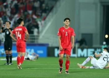 Mất điểm ‘khủng’, đội tuyển Việt Nam sắp mất vị trí trong tốp 100 thế giới