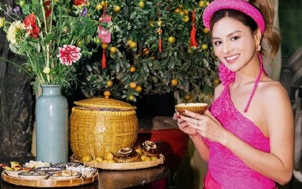 Vũ Thu Phương mở hội du xuân, tâm huyết với văn hoá truyền thống