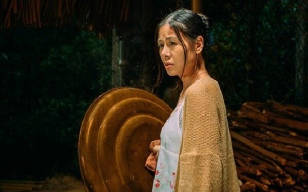 Nam Thư bật mí chuyện bị NSND Kim Xuân tát 50 cái trong Quỷ cẩu