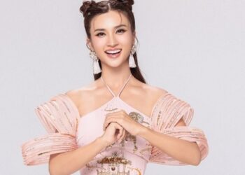 NSƯT Kim Tuyến thực hiện bộ hình kỷ niệm 18 năm làm nghệ thuật