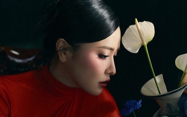 Bích Phương thành lập công ty riêng, đánh dấu hoạt động độc lập