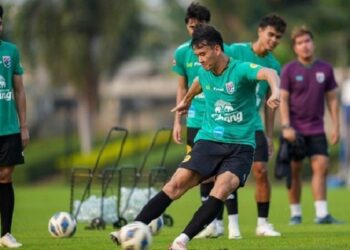 U.23 Thái Lan sở hữu chiều cao gây sốc, Madam Pang ‘nâng như nâng trứng…’