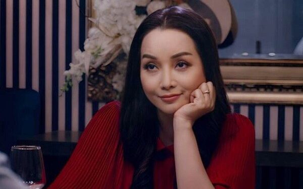 Tình tiết bị chê ngô nghê, khán giả không chịu nổi trong phim của Mai Thu Huyền