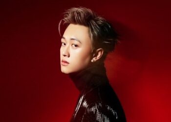 ‘Tân binh’ Johnny Dương ra mắt MV ‘Sao phải khóc’