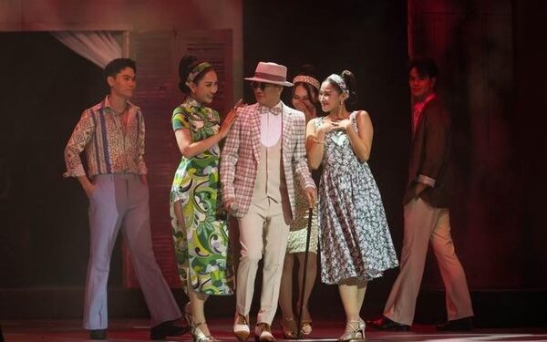 Đàm Vĩnh Hưng hòa giọng với hơn 4000 khán giả Hà Nội