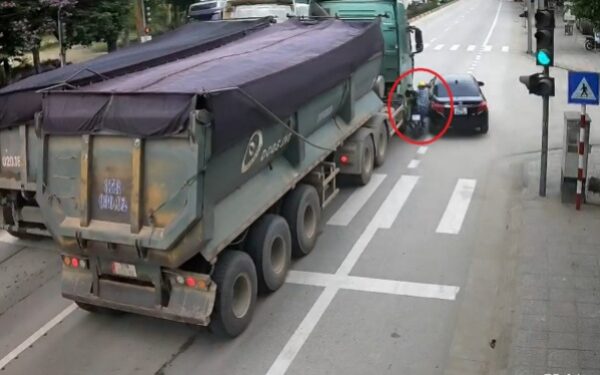 Hãi hùng tài xế vi phạm nồng độ cồn gây tai nạn ở Hà Tĩnh