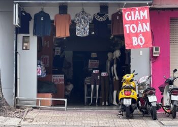 Trả mặt bằng ở TP.HCM: Người từng thuê hàng chục mặt bằng trung tâm giờ còn gì?