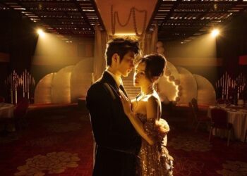 Chi Pu nhảy tình tứ bên ‘nam thần’ Trung Quốc