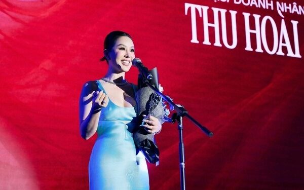 Hoa hậu Thu Hoài được vinh danh phụ nữ thành đạt