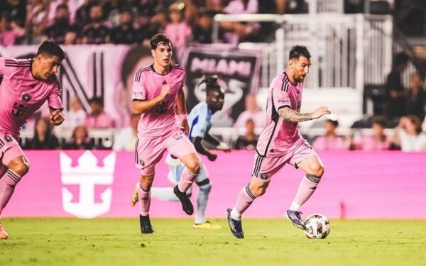 Messi trở lại và ghi bàn, Inter Miami bất ngờ nhận cú sốc