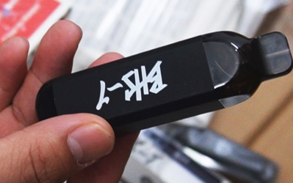 Thủ tướng yêu cầu tăng cường ngăn chặn thuốc lá điện tử