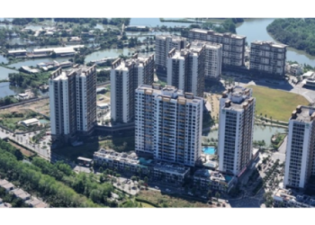 Điểm bất thường trong tâm thư từ bỏ danh hiệu của Hoa hậu Mỹ