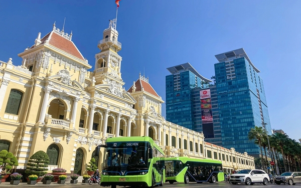 Tuyến buýt điện đầu tiên của TPHCM lỗ hơn 33 tỷ đồng sau 2 năm vận hành