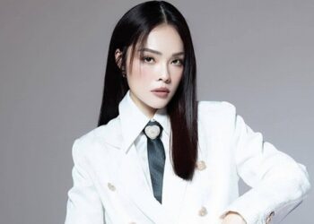 Dương Cẩm Lynh: Tôi thấy mình đâu đến nỗi nào, học hành đầy đủ mà lại bị bỏ rơi