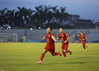 Quả bóng vàng Việt Nam 2017 và một số cầu thủ bị tạm giữ