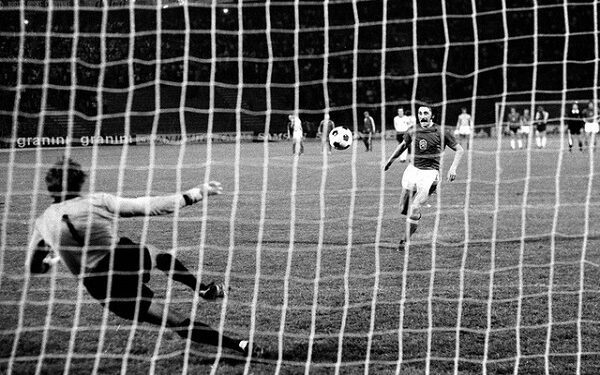 EURO và những điều thú vị: ‘Cú Panenka’ huyền thoại