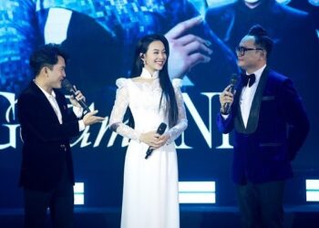 Hoàng Tâm Anh ‘chiêu đãi’ khán giả album mới trong minishow