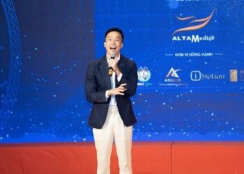 Đạo diễn Lê Việt: ‘Mong muốn có được một sân khấu cho riêng mình’