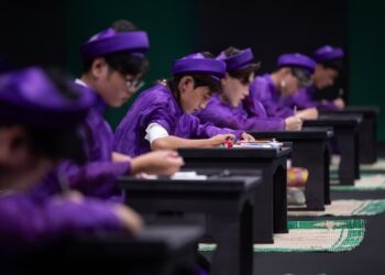 Dược Sĩ Tiến ‘chơi nổi’ tại Miss Universe Vietnam 2024