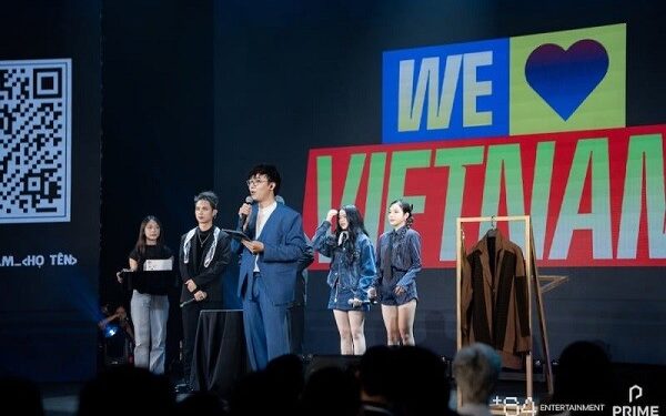 Nghệ sĩ đấu giá vật phẩm, quyên góp hàng trăm triệu cho đồng bào miền Bắc