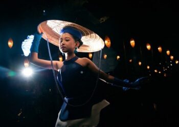 ‘Thần tiên tỷ tỷ’ 11 tuổi của showbiz Việt ghi điểm vì thần thái tự tin trong sự kiện toàn hoa hậu