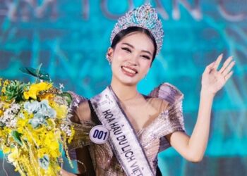 Nhan sắc nữ sinh 19 tuổi đăng quang Hoa hậu Du lịch Việt Nam toàn cầu