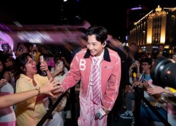 Ngô Kiến Huy lần đầu tiên song ca cùng ‘Anh Trai’ Song Luân trong fan meeting