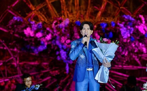 Đan Trường: Áp lực khi làm nghề là sự đổi mới