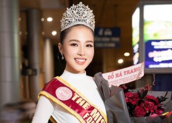 Á hậu Đỗ Hà Trang diện áo dài về nước sau cuộc thi Hoa hậu Hoàn cầu 2024