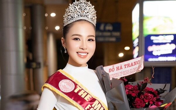 Á hậu Đỗ Hà Trang diện áo dài về nước sau cuộc thi Hoa hậu Hoàn cầu 2024