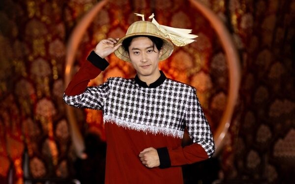 NTK Minh Châu tự hào giới thiệu áo dài và văn hóa Nam bộ đến bạn bè quốc tế