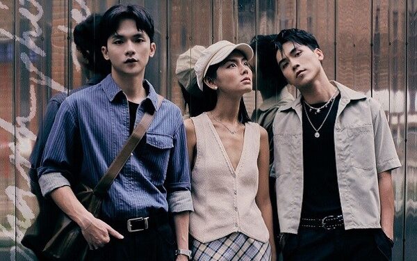 Vương Bình tung album đầu tay và MV debut: âm nhạc Pop Ballad bắt tai, những thước phim về miền Tây cực thơ, cực tình