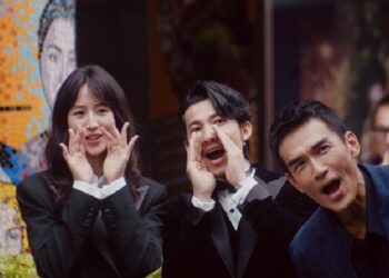 Liên Bỉnh Phát thân thiết cùng Trương Quân Ninh tại sự kiện