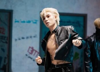 Trúc Nhân khoe thể hình 6 múi trong MV ‘Không ra gì’