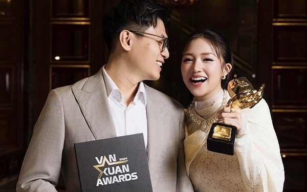 Gia đình Salim nhận giải ‘Đại sứ được yêu thích nhất 2024’