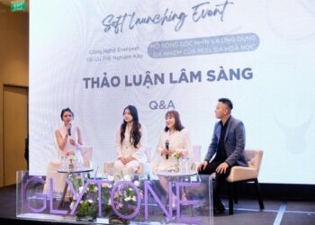 Dàn khách mời đình đám ‘đổ bộ’ sự kiện Bloom Beauty hợp tác chiến lược với Glytone