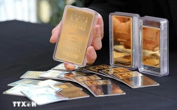 Chính sách thuế quan của Mỹ đẩy giá vàng thế giới lên mức cao kỷ lục