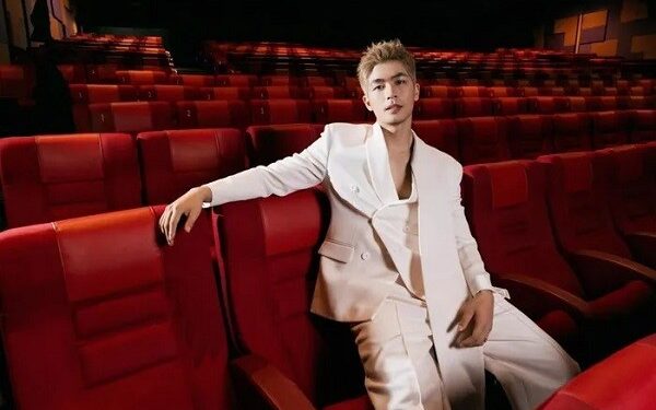 Vẻ ngoài điển trai của nam chính đóng phim trăm tỷ của Trấn Thành