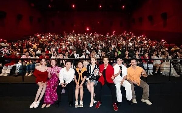 Vì sao ‘Bộ tứ báo thủ’ bị chê, doanh thu vẫn cao?