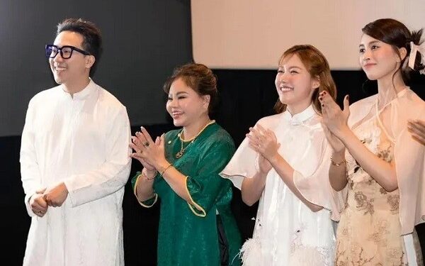 Ai đang cản đường Trấn Thành?