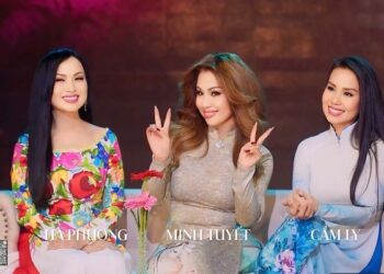 Ca sĩ Hà Phương lần đầu hé lộ chuyện tình của bố mẹ