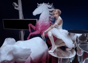 Trang Pháp bất ngờ được đề cử tại giải thưởng âm nhạc quốc tế bên cạnh ‘dàn sao’ đình đám