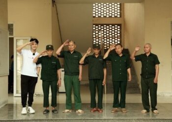 TikToker Vĩnh Thích Ăn Ngon hưởng ứng lễ 30/4 theo ‘lối đi riêng’